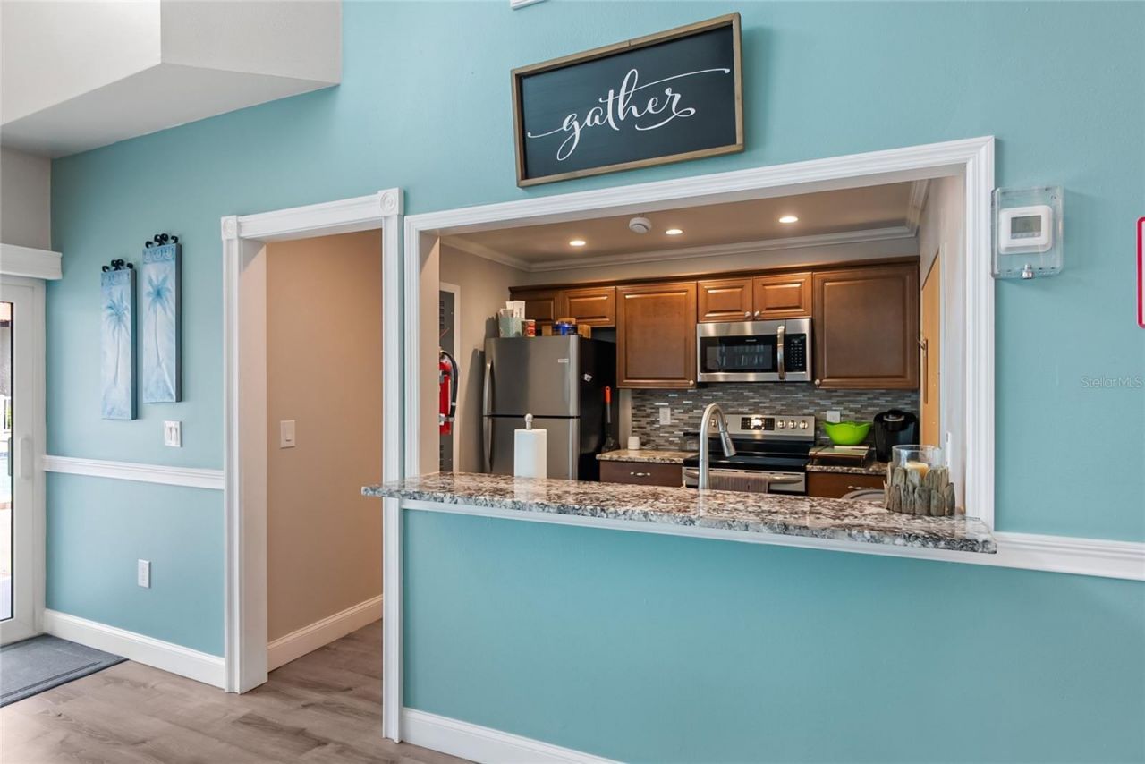 3229 Beneva Road, Unit 203, Sarasota, FL 34232 Photo