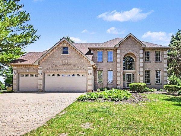 19057 S Saddlebrook Drive , Shorewood, IL 60404