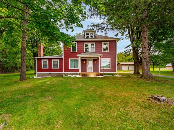 166 E Schaghticoke Road, Schaghticoke, NY 12154