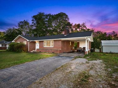 306 Barton Mill Road, Corbin, KY 40701