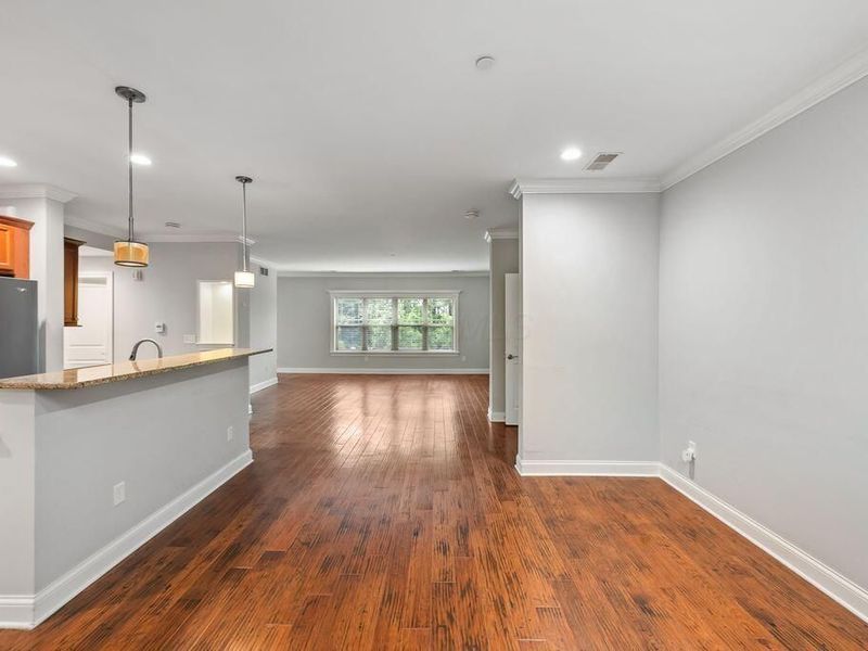 3175 Tremont Road, Unit 409, Columbus, OH 43221 Photo 12