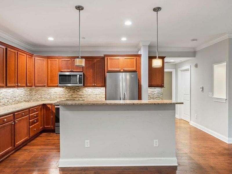 3175 Tremont Road, Unit 409, Columbus, OH 43221 Photo 14