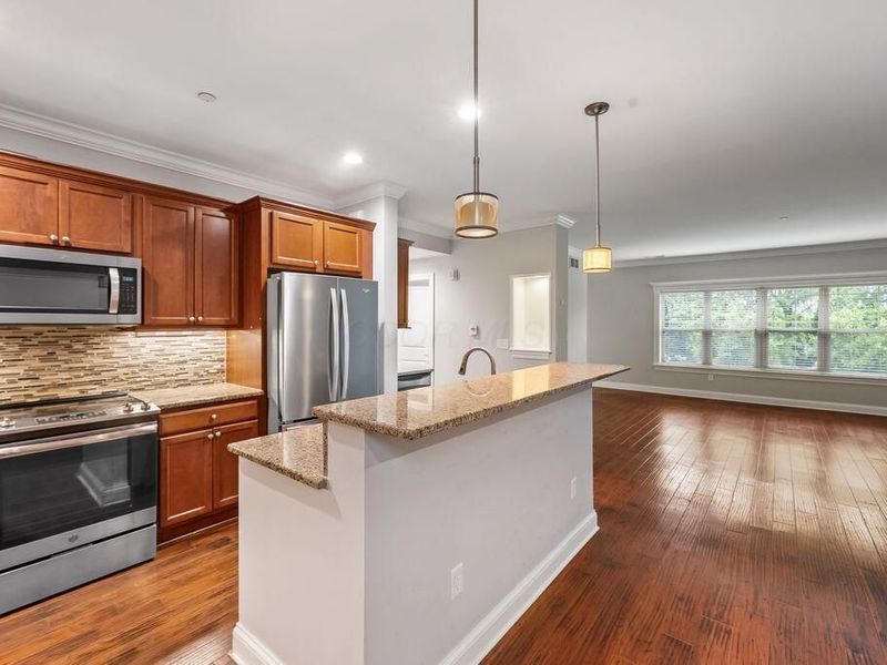 3175 Tremont Road, Unit 409, Columbus, OH 43221 Photo 18