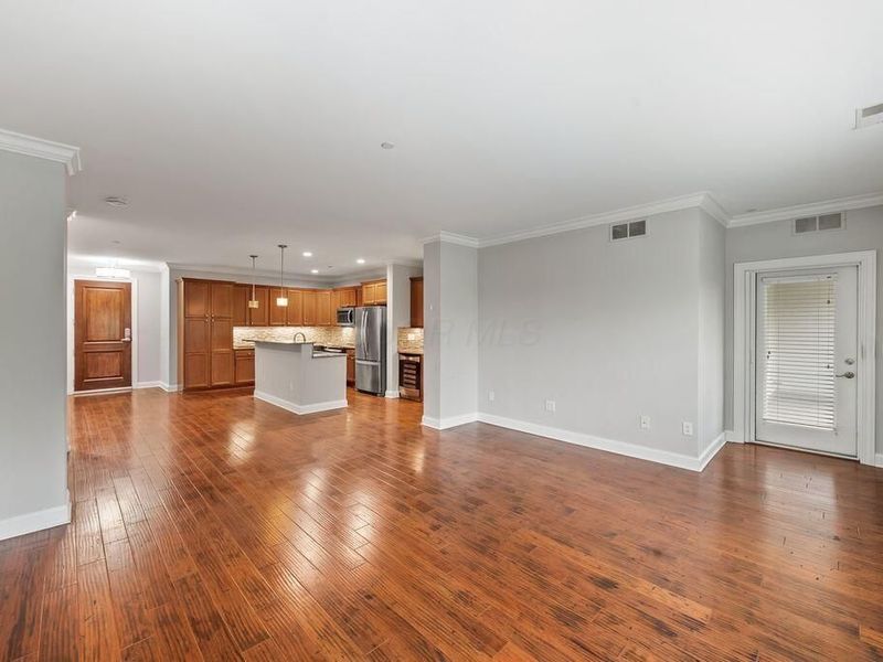3175 Tremont Road, Unit 409, Columbus, OH 43221 Photo 22