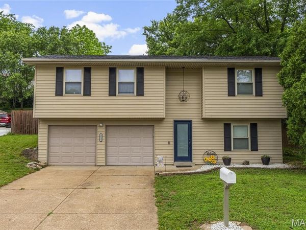 3833 Red Bud Drive , Imperial, MO 63052