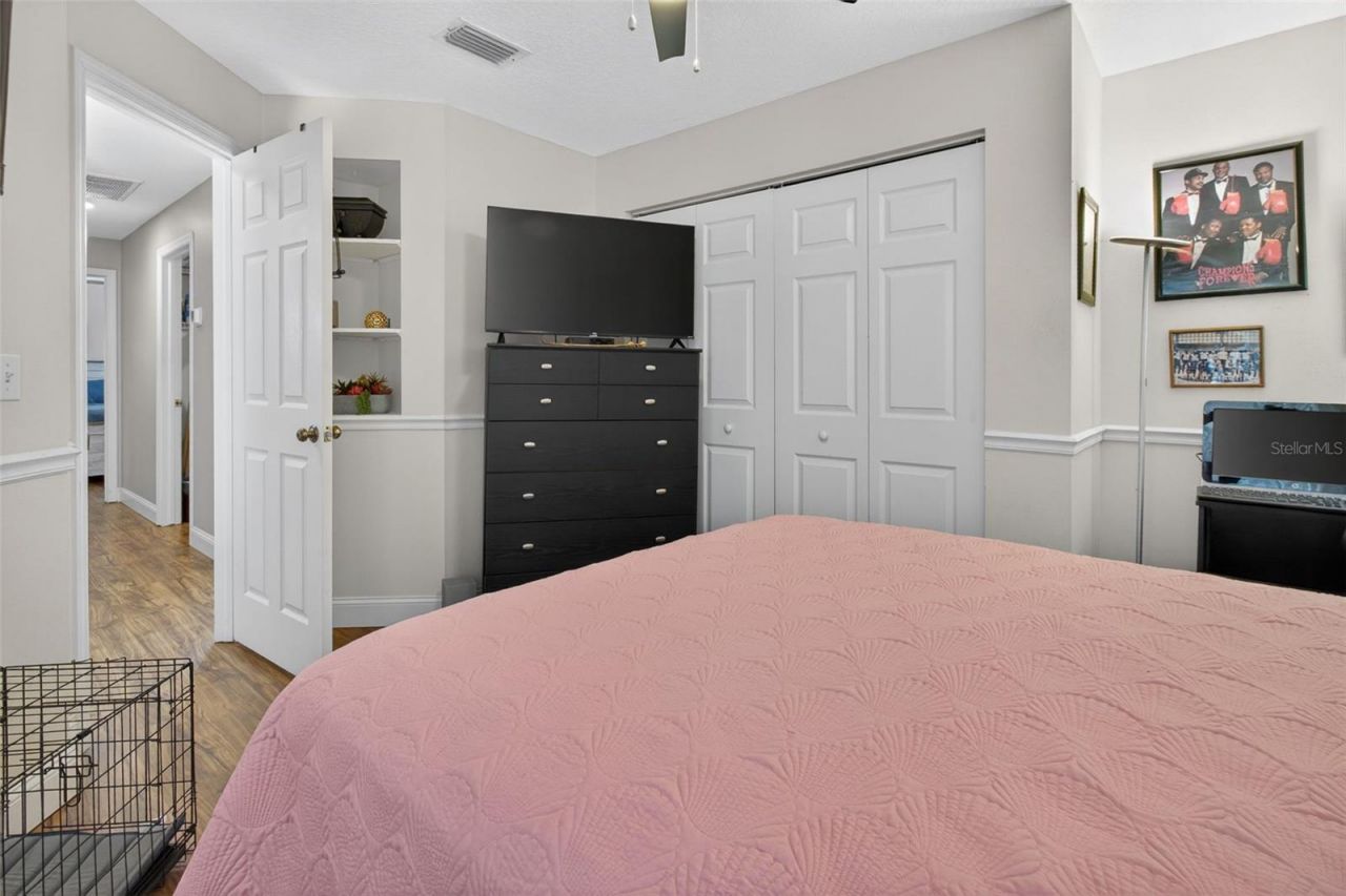 12611 Pineforest Way E, Largo, FL 33773 Photo