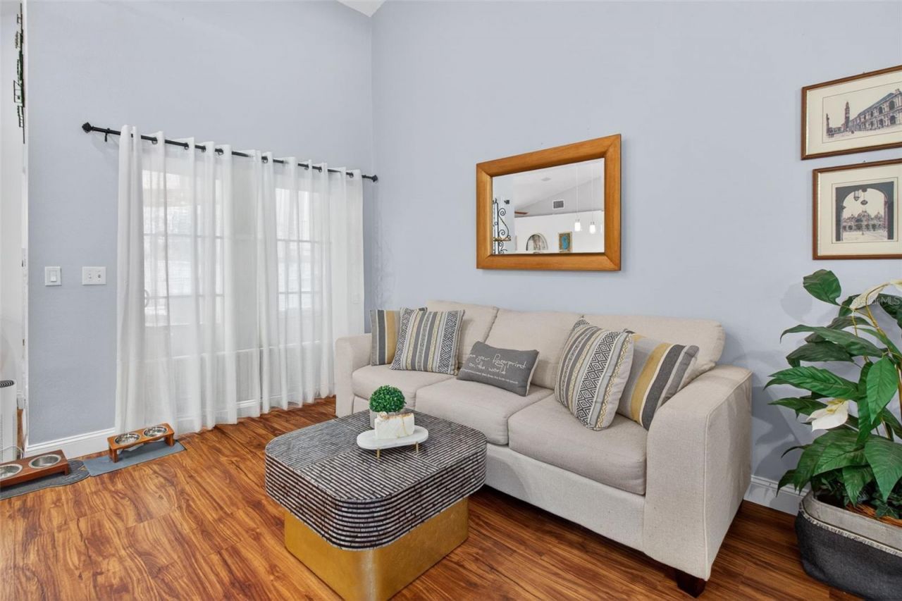 12611 Pineforest Way E, Largo, FL 33773 Photo