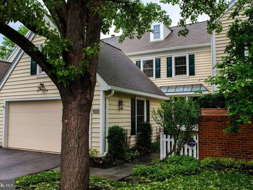 135 Carters Grove, Unit L-35, Malvern, PA 19355 Main Photo