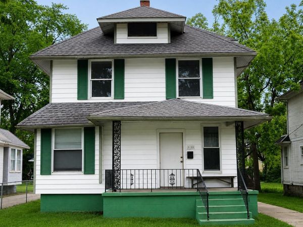 2712 Glenwood Avenue , Toledo, OH 43610