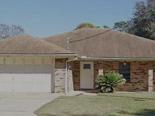 308 CAMELIA Avenue , LaPlace, LA 70068