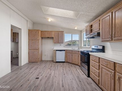 5720 Apache Drive, Stagecoach, NV 89429 Photo