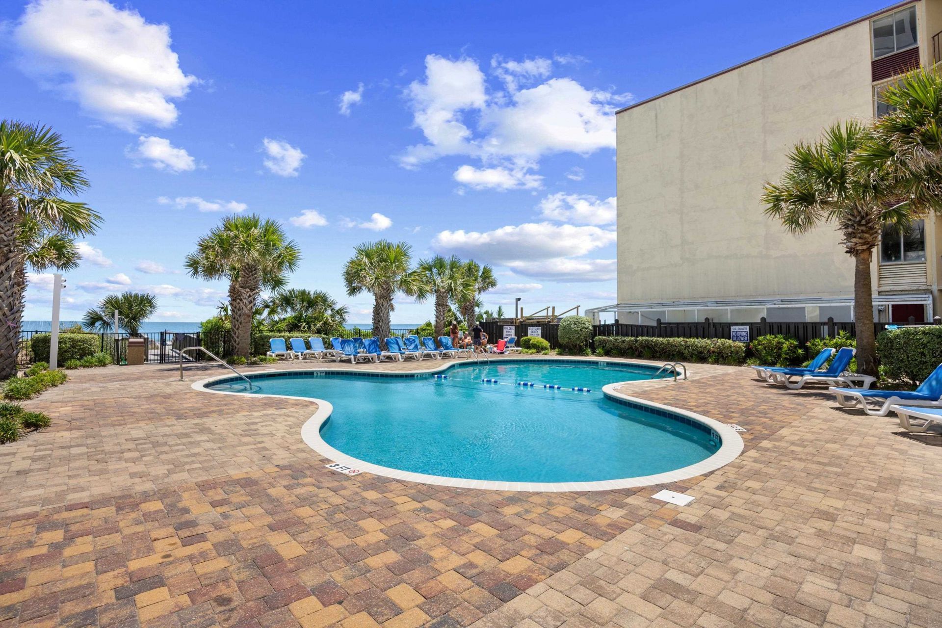 1605 S Ocean Blvd.  Photo 37