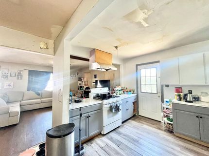 2513 Connie Dr, Sacramento, CA 95815 Photo
