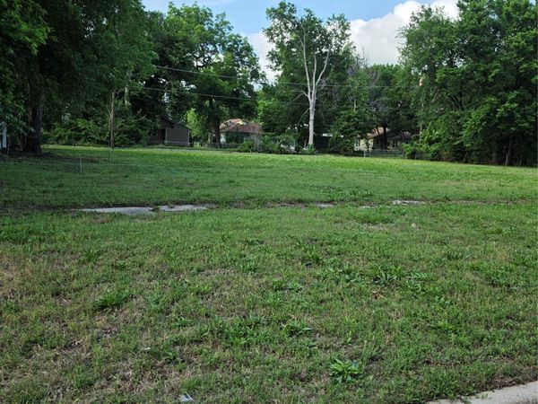 320 W 15th Street , Ada, OK 74820
