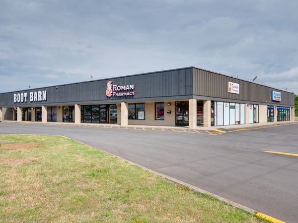 240 E Cedar St , Goodlettsville, TN 37072