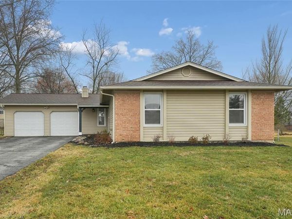 14 Dogwood Court , St Peters, MO 63376