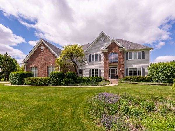 4N918 WEST WOODS Drive , St. Charles, IL 60175
