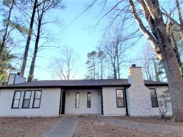 1238 S Lea Court SE, Smyrna, GA 30080