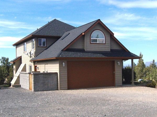 10300 SW Nicole Drive, Powell Butte, OR 97753