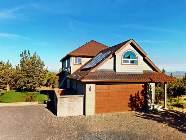 10300 SW Nicole Drive, Powell Butte, OR 97753