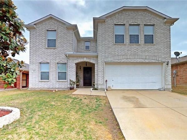 1649 Crown Point Drive, Little Elm, TX 75036
