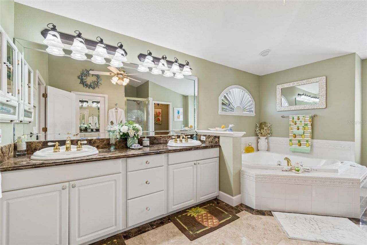 5851 Cachette De Riviera Court , New Port Richey, FL 34655 Photo