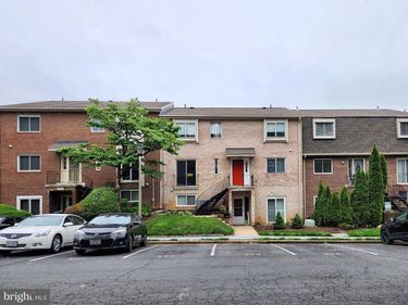 4587 LOGSDON DRIVE , Unit 31, ANNANDALE, VA 22003