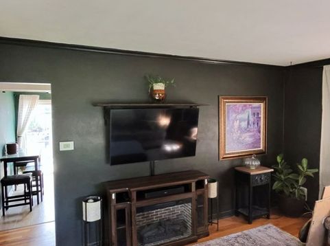 Main Photo