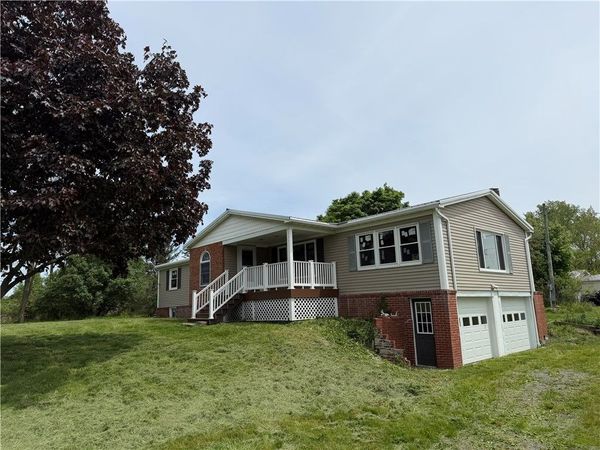 4194 County Road 18 , Canandaigua, NY 14424