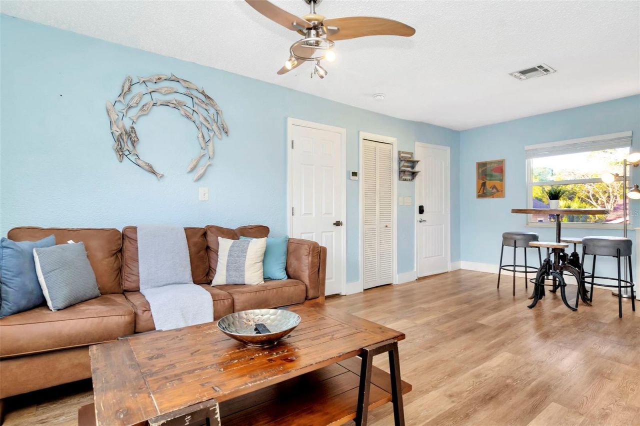 826 11th Avenue S, Unit Apt 1, Saint Petersburg, FL 33701 Photo