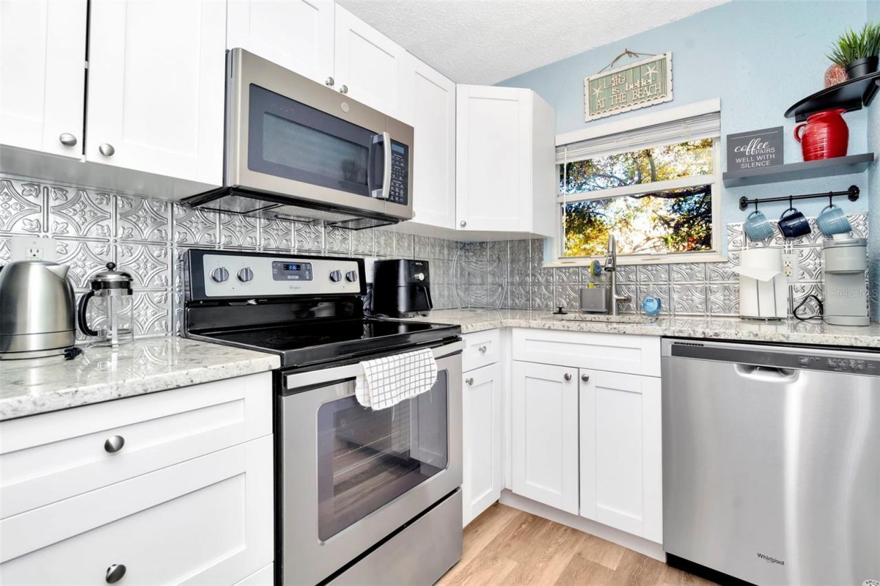 826 11th Avenue S, Unit Apt 1, Saint Petersburg, FL 33701 Photo