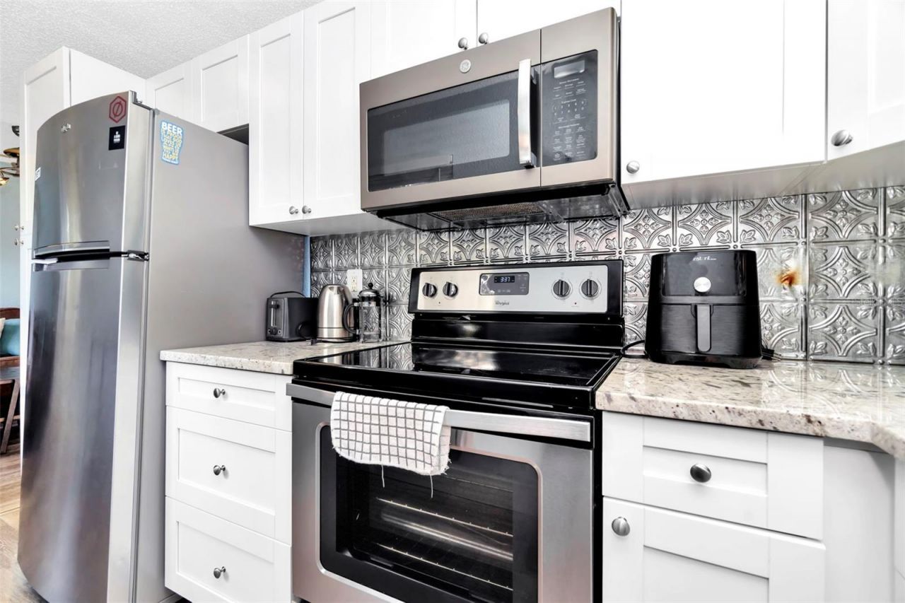 826 11th Avenue S, Unit Apt 1, Saint Petersburg, FL 33701 Photo