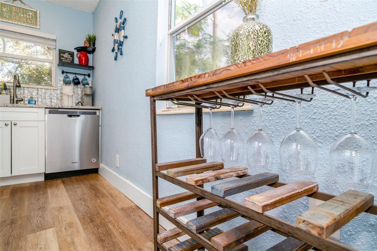 826 11th Avenue S, Unit Apt 1, Saint Petersburg, FL 33701 Photo