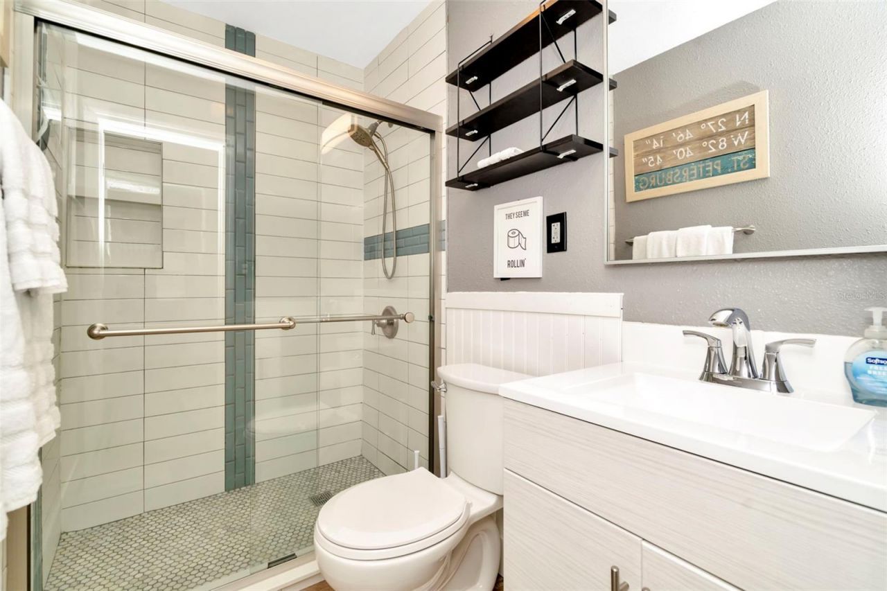 826 11th Avenue S, Unit Apt 1, Saint Petersburg, FL 33701 Photo