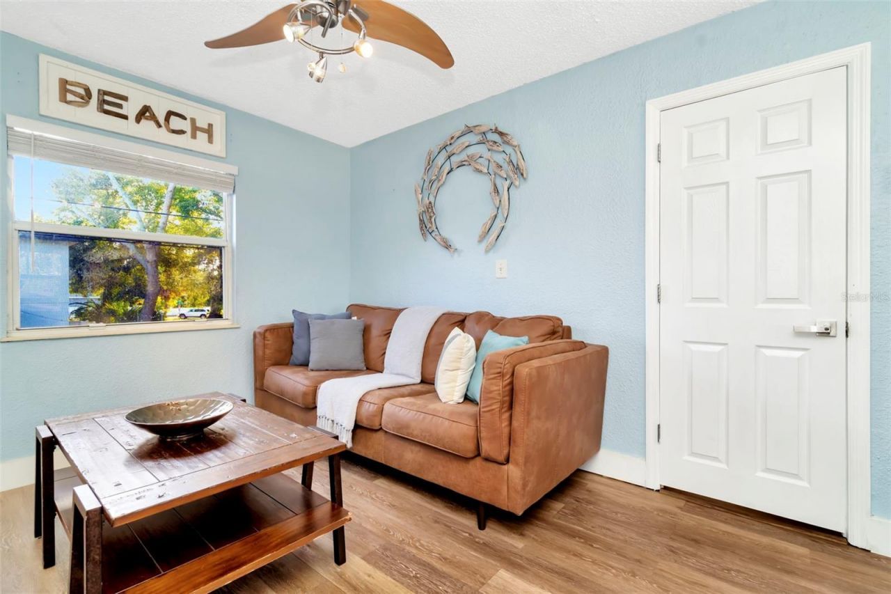 826 11th Avenue S, Unit Apt 1, Saint Petersburg, FL 33701 Photo
