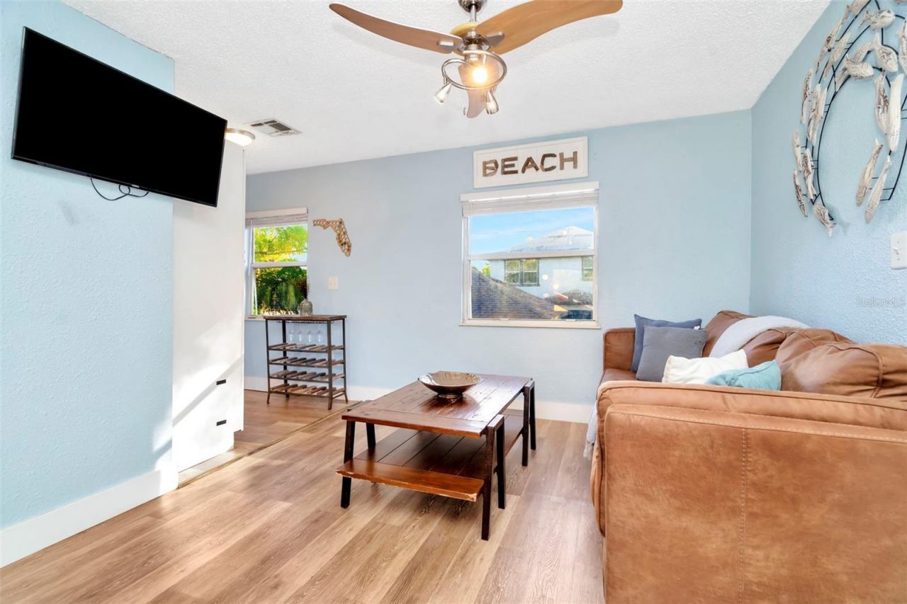 826 11th Avenue S, Unit Apt 1, Saint Petersburg, FL 33701 Photo