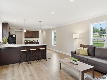 2020 Read Street , Unit 65, Omaha, NE 68112