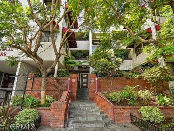 730 W 4th, Long Beach, CA 90802