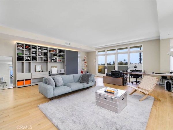 920 Granite Drive, Unit 412, Pasadena, CA 91101