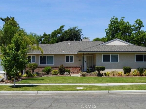 6281 N 9th, Fresno, CA 93710