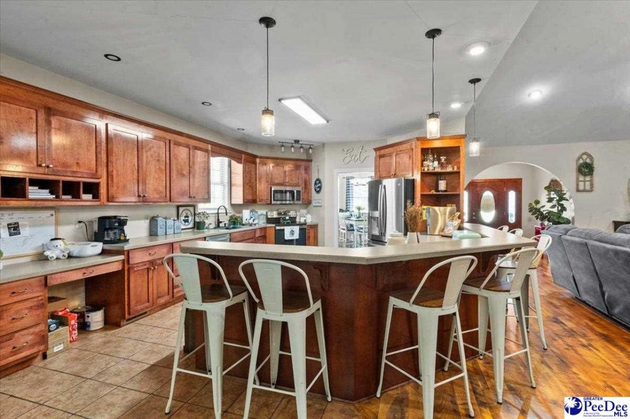 571 Laughlin Rd Photo 21