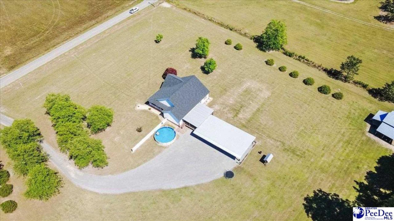 571 Laughlin Rd Photo 60