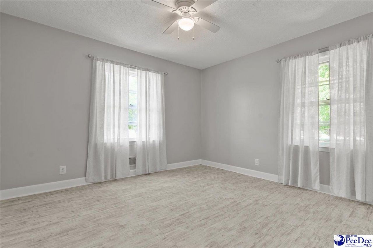 3545 Saint James Road Photo 17