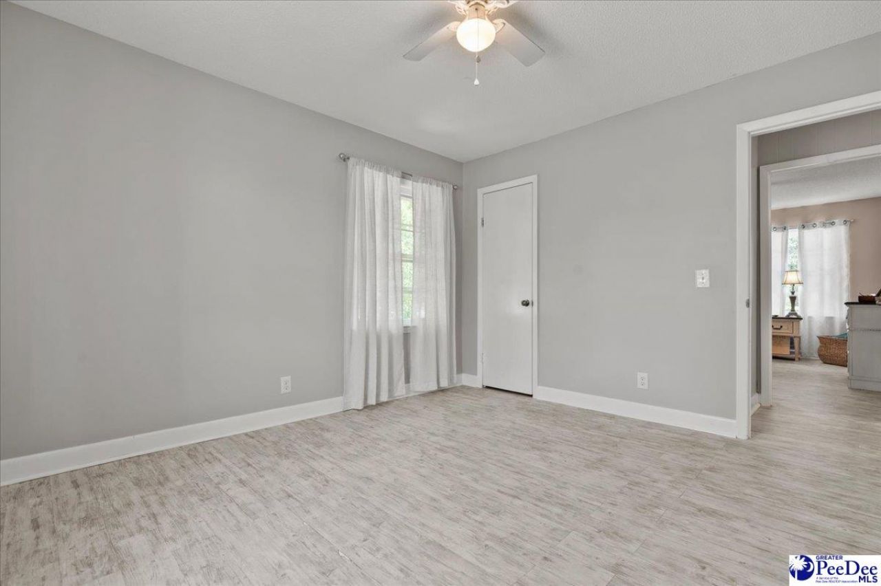 3545 Saint James Road Photo 18