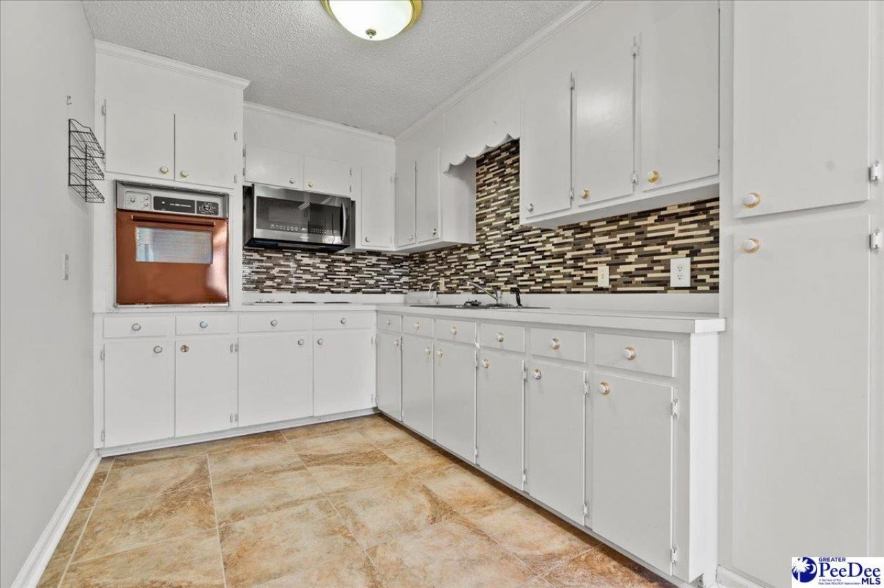 3545 Saint James Road Photo 27