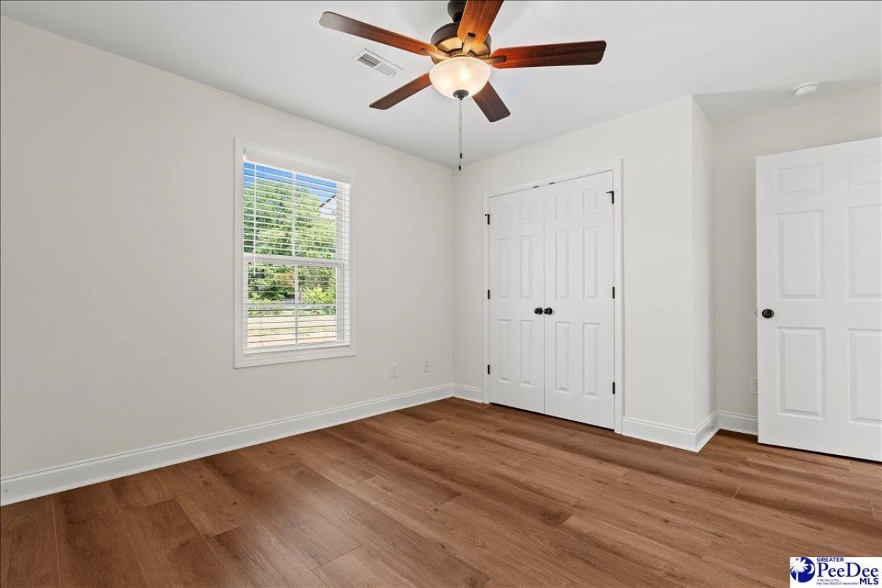800 Tinkerbell Ln Photo 29
