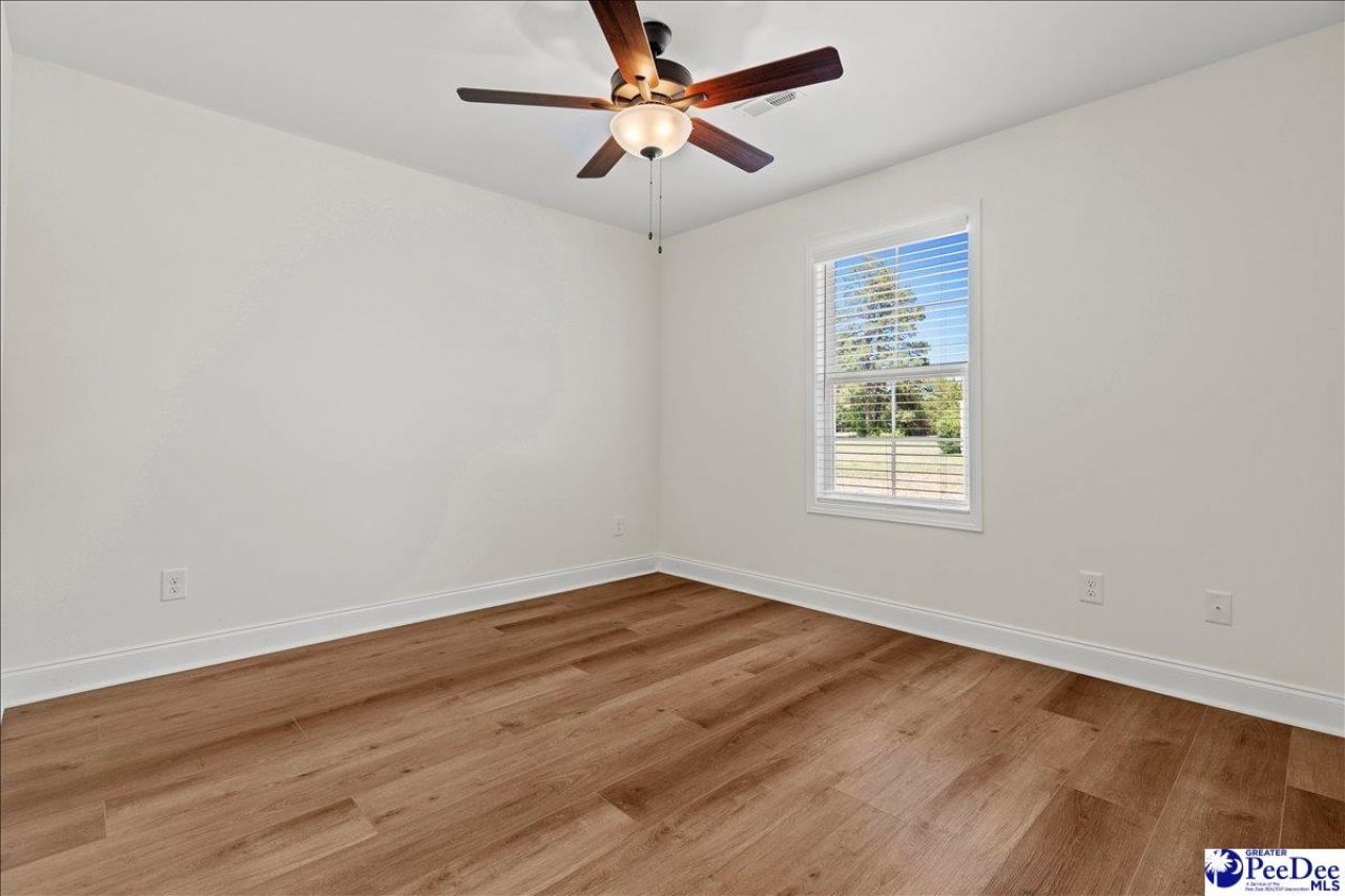 800 Tinkerbell Ln Photo 30