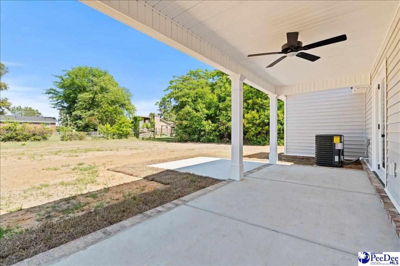 800 Tinkerbell Ln Photo 33