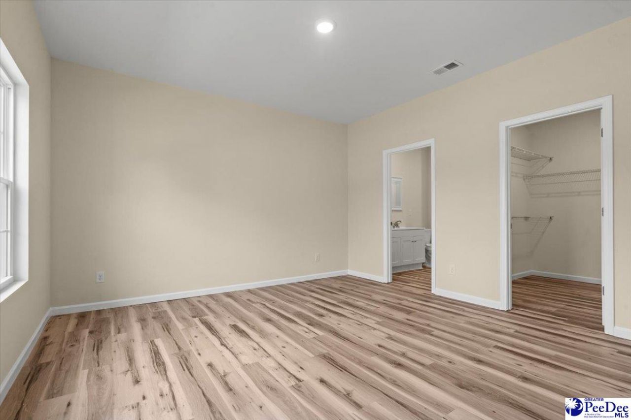 1507 E Home Avenue Photo 13