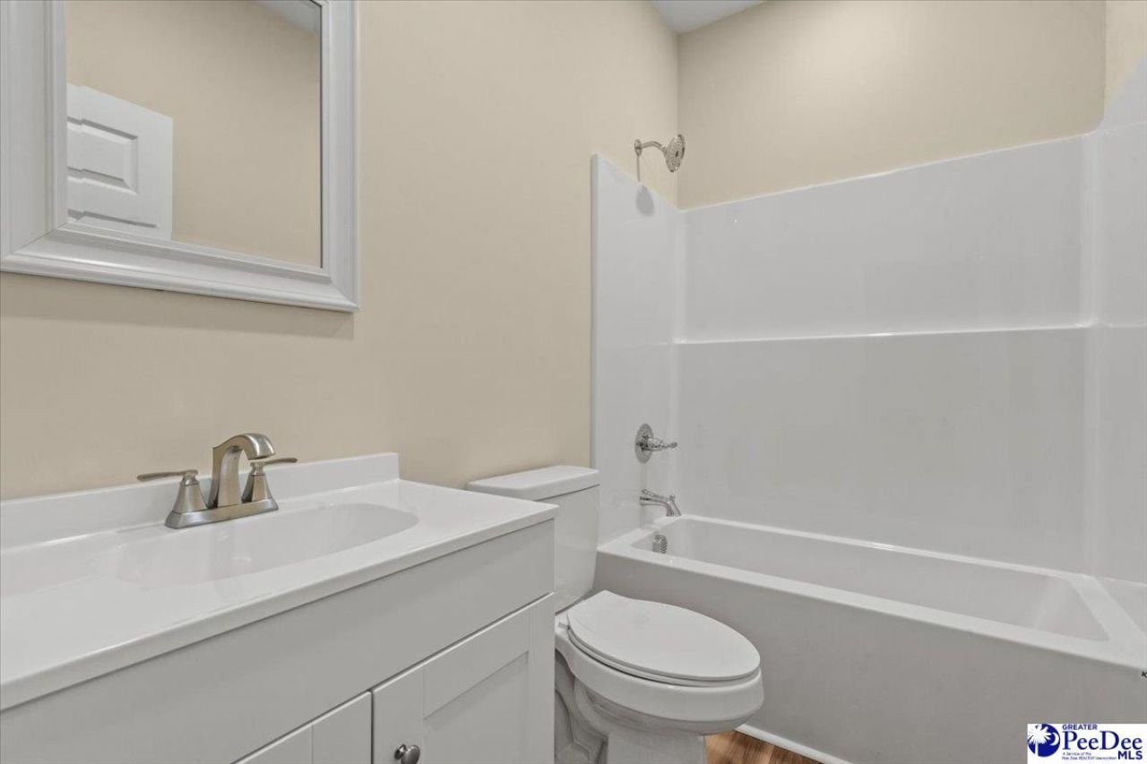 1507 E Home Avenue Photo 22